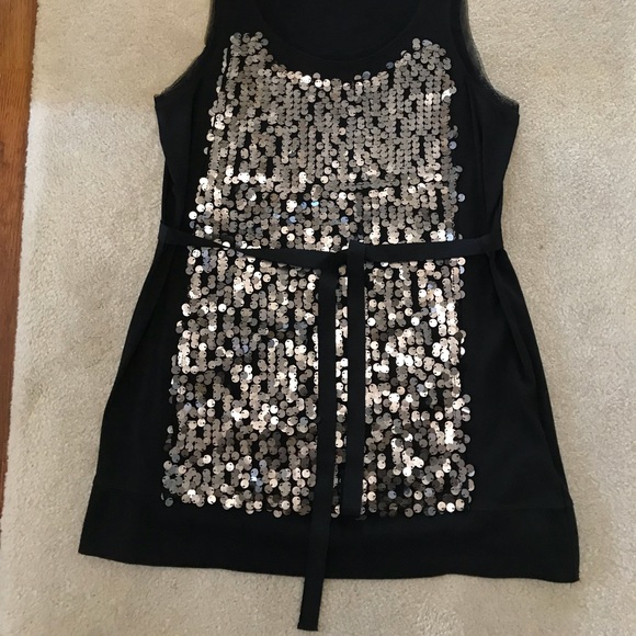 Vera Wang night out top for ladies. - Picture 5 of 5